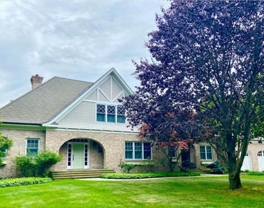 190 Jackson Landing - Photo Thumbnail 1