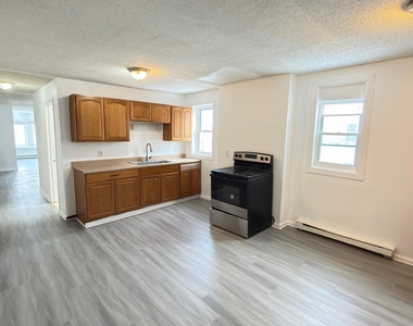 3134 6th Avenue - Photo Thumbnail 1