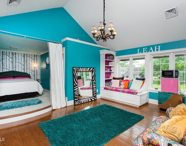 106 Greenfield Avenue - Photo Thumbnail 66