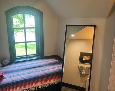 106 Greenfield Avenue - Photo Thumbnail 51