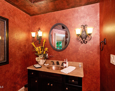 106 Greenfield Avenue - Photo Thumbnail 35