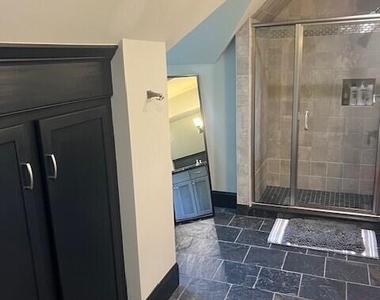 106 Greenfield Avenue - Photo Thumbnail 49