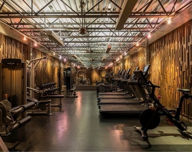 111 W 56th Street - Photo Thumbnail 11