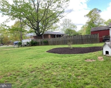 6438 Windham Avenue - Photo Thumbnail 18