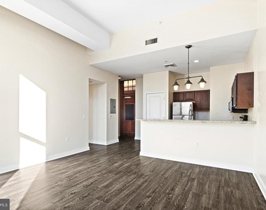 523 N Broad Street - Photo Thumbnail 8