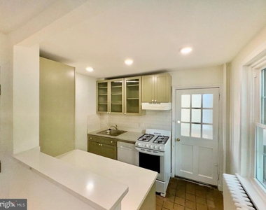 2148 Green Street - Photo Thumbnail 14