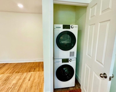 2148 Green Street - Photo Thumbnail 10