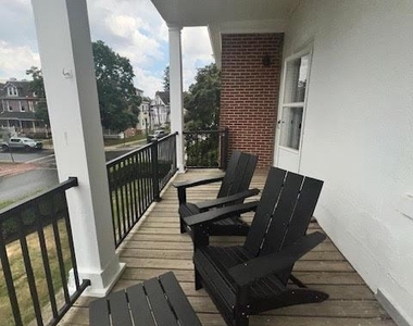 537 S Walnut Street - Photo Thumbnail 20