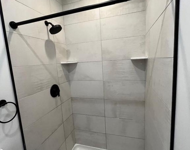 537 S Walnut Street - Photo Thumbnail 14