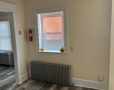 23 S Dean Avenue - Photo Thumbnail 6