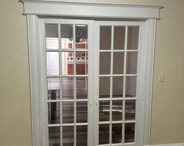 23 S Dean Avenue - Photo Thumbnail 2