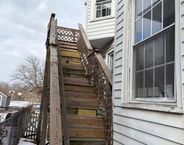 112 W Main Street - Photo Thumbnail 1