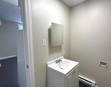 64 W Antietam Street - Photo Thumbnail 8