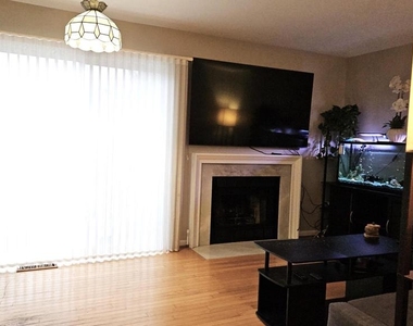 13107 Hugo Place - Photo Thumbnail 11