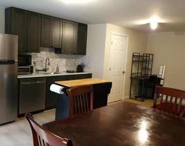 13107 Hugo Place - Photo Thumbnail 20