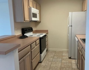 9000 Bay Avenue - Photo Thumbnail 8