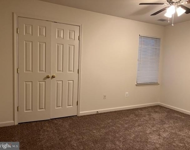9000 Bay Avenue - Photo Thumbnail 21