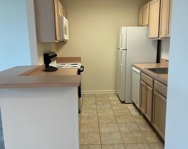 9000 Bay Avenue - Photo Thumbnail 7