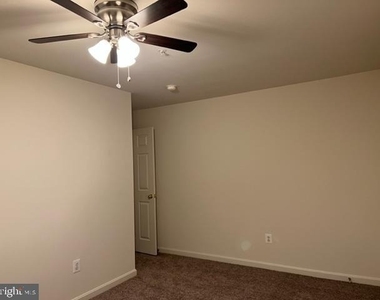 9000 Bay Avenue - Photo Thumbnail 20