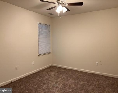 9000 Bay Avenue - Photo Thumbnail 18