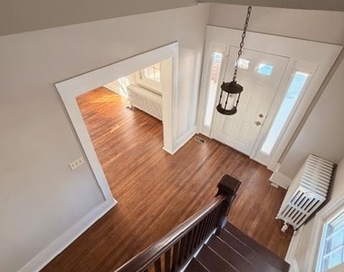 8925 Dayton Avenue - Photo Thumbnail 18