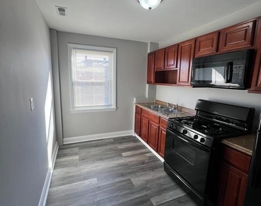 3611 Ravenwood Avenue - Photo Thumbnail 1