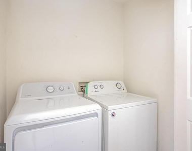 5235 Crowson Avenue - Photo Thumbnail 37