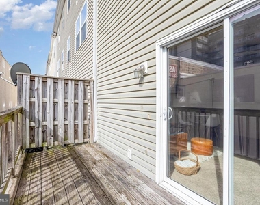 5235 Crowson Avenue - Photo Thumbnail 39