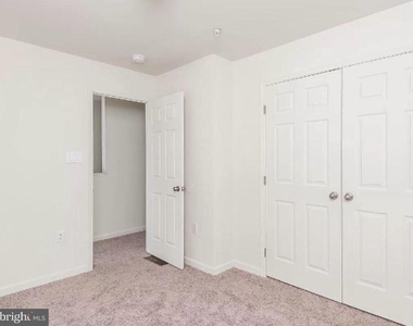 5235 Crowson Avenue - Photo Thumbnail 28