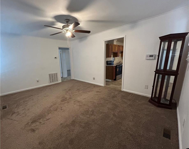 503 E Sixth Avenue - Photo Thumbnail 1