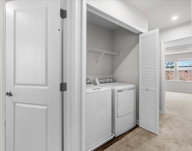 8725 Red Canyon Way - Photo Thumbnail 10