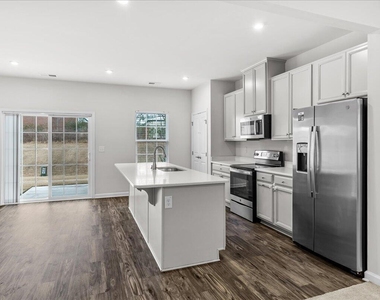 8725 Red Canyon Way - Photo Thumbnail 15