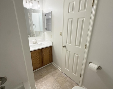 1456 Barton Place Drive - Photo Thumbnail 39