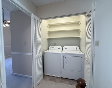 1456 Barton Place Drive - Photo Thumbnail 29