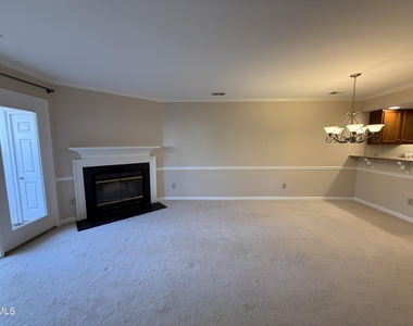 1456 Barton Place Drive - Photo Thumbnail 16