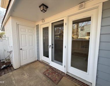 1456 Barton Place Drive - Photo Thumbnail 21