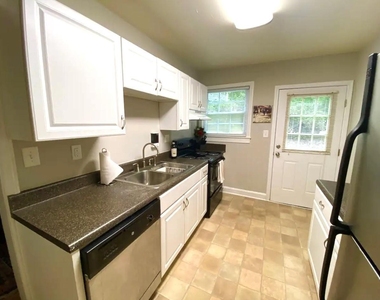 2801 Wade Avenue - Photo Thumbnail 7