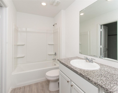 5812 San Geronimo - Photo Thumbnail 9