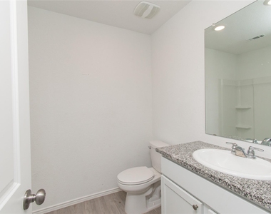 5812 San Geronimo - Photo Thumbnail 15