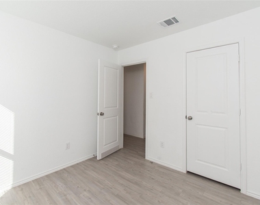 5812 San Geronimo - Photo Thumbnail 21