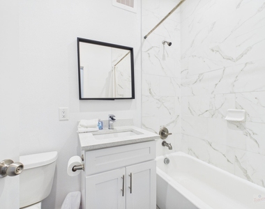 1010 W 26th St - Photo Thumbnail 12