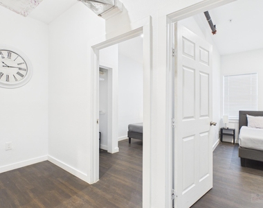 1010 W 26th St - Photo Thumbnail 8