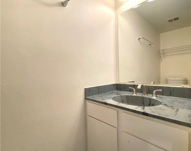 9535 Quail Village Ln - Photo Thumbnail 12