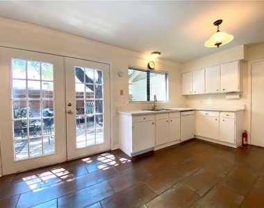9535 Quail Village Ln - Photo Thumbnail 9
