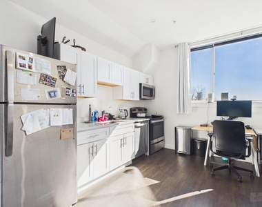 1010 W 26th St - Photo Thumbnail 1