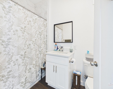 1010 W 26th St - Photo Thumbnail 4
