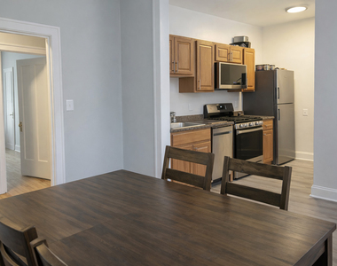 3610 N Claremont Avenue - Photo Thumbnail 1