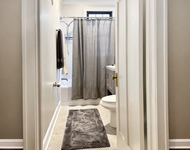 3610 N Claremont Avenue - Photo Thumbnail 9