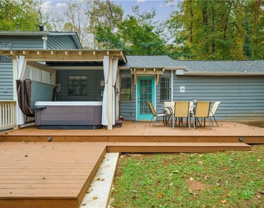 942 Cadencia Way Sw - Photo Thumbnail 10