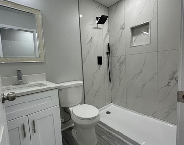 1729 W Austin Road - Photo Thumbnail 3